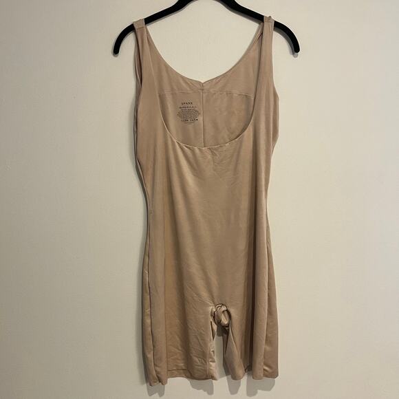 Spanx Bodysuit Power Conceal-Her Mid-Thigh Open Bust Beige Plus Size 1X - Picture 1 of 5